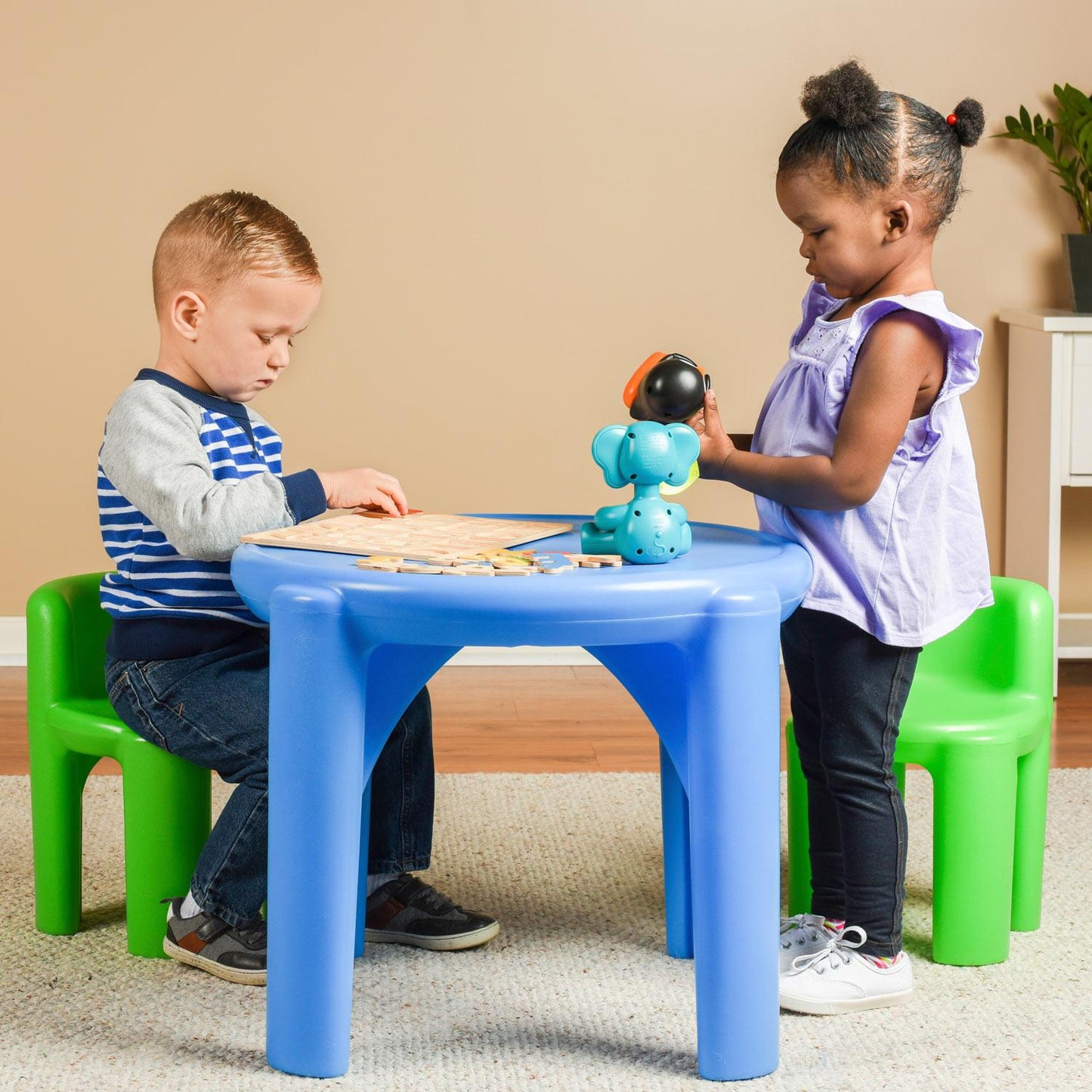 Little Tikes Bold 'n Bright Table & Chairs New