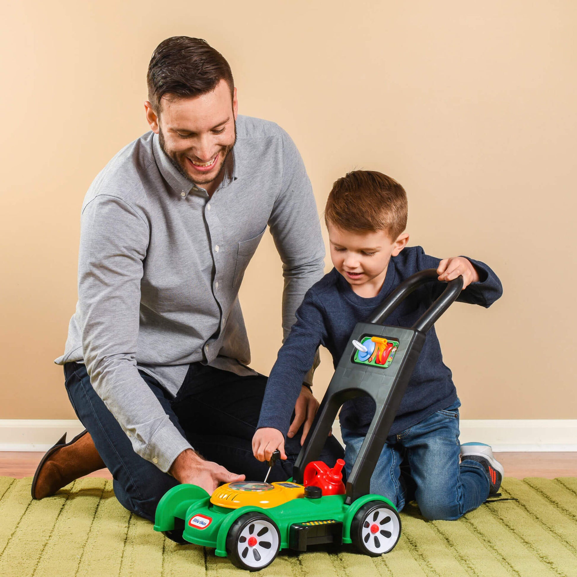 Little Tikes Gas 'n Go Mower™ Online