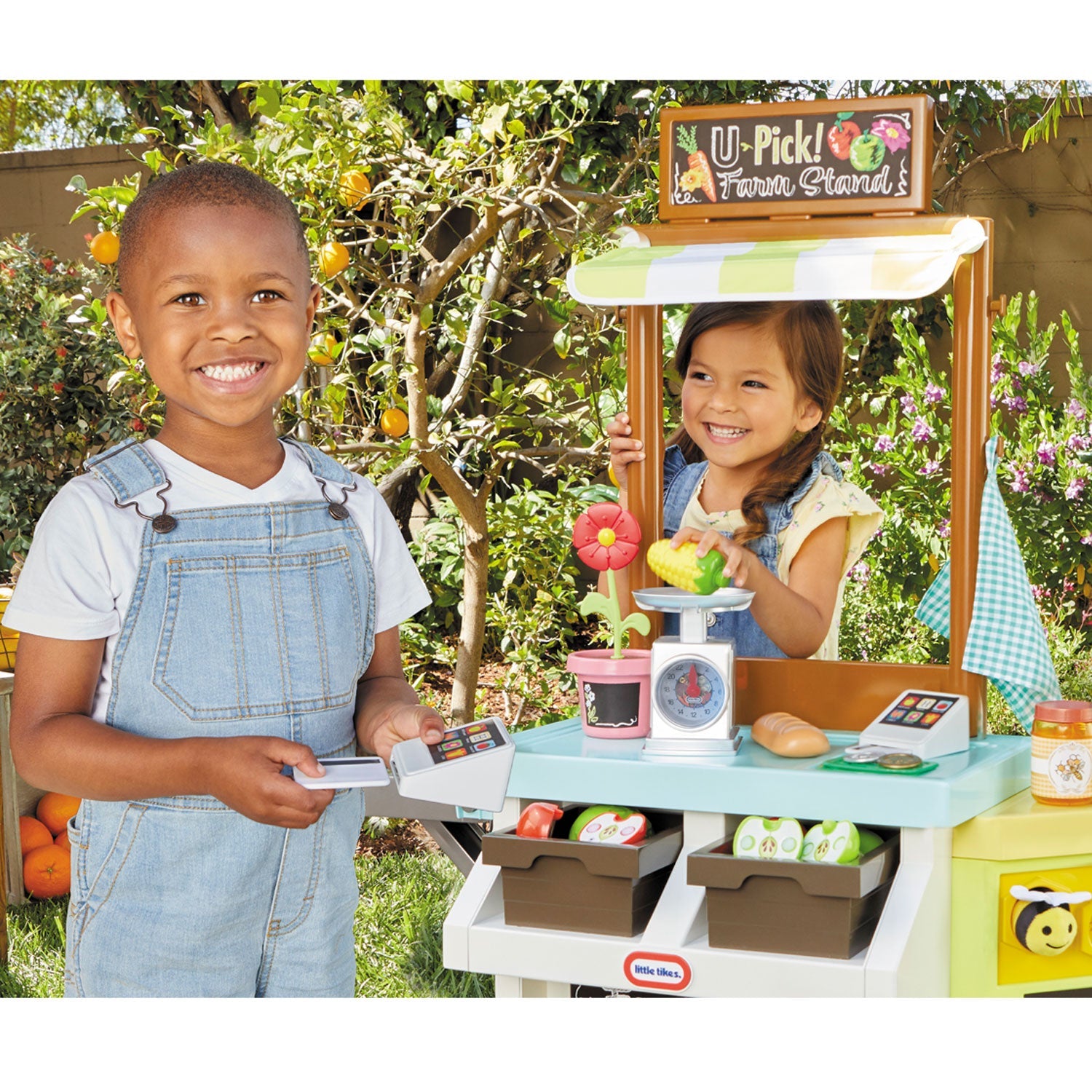 Little Tikes 3-in-1 Garden to Table Market Pretend Play Outlet