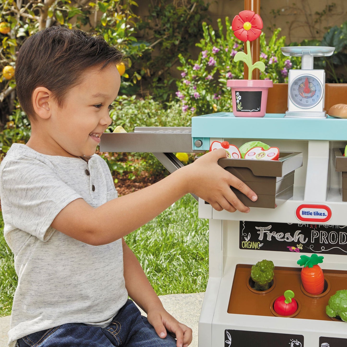 Little Tikes 3-in-1 Garden to Table Market Pretend Play Outlet
