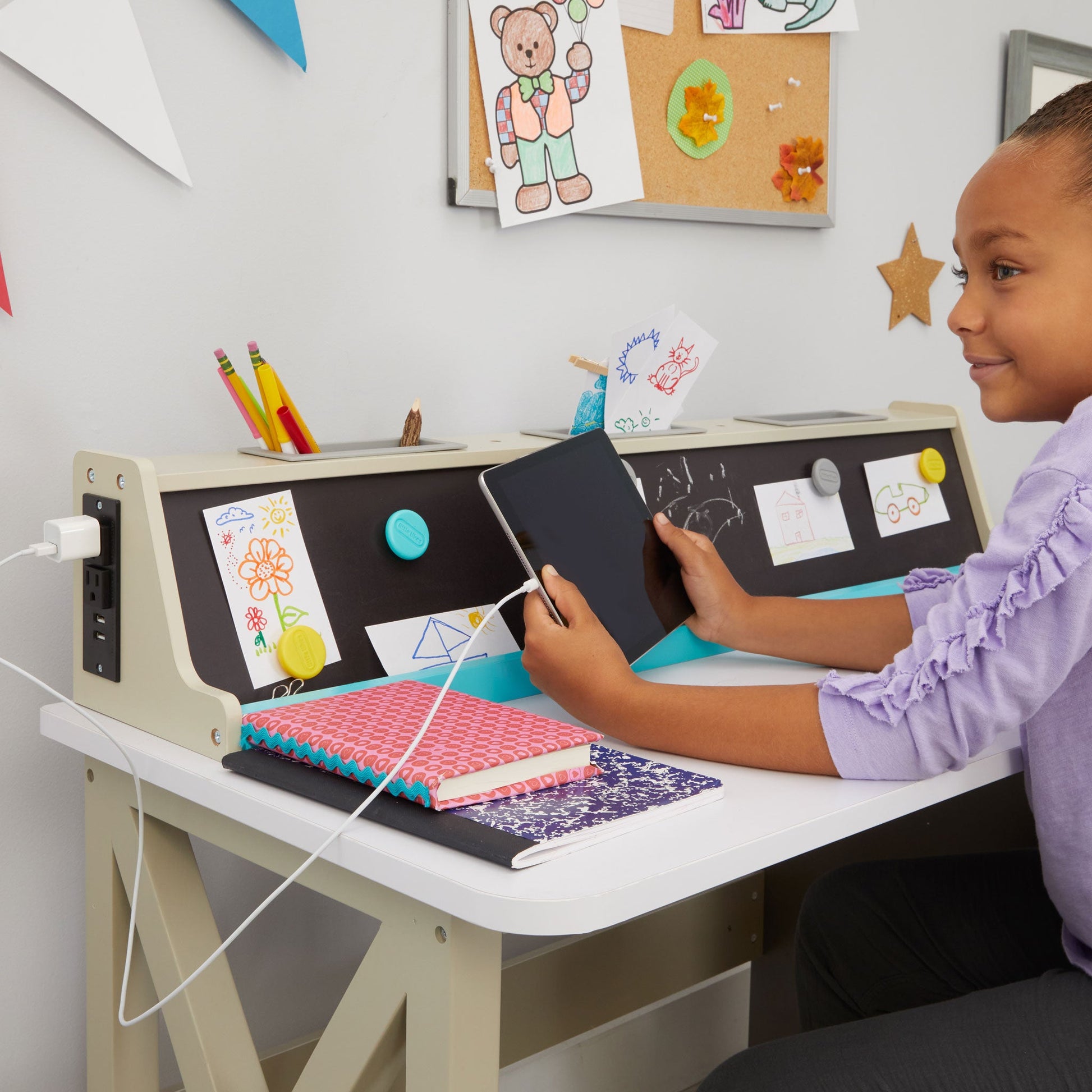 Little Tikes 2-in-1 Chalkboard Desk Hot Style