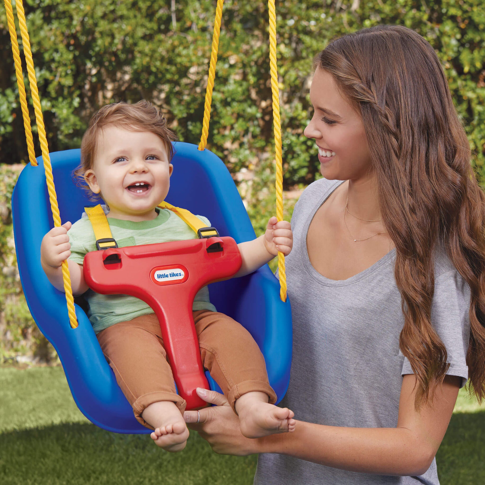 Little Tikes Snug 'n Secure Swing Outlet