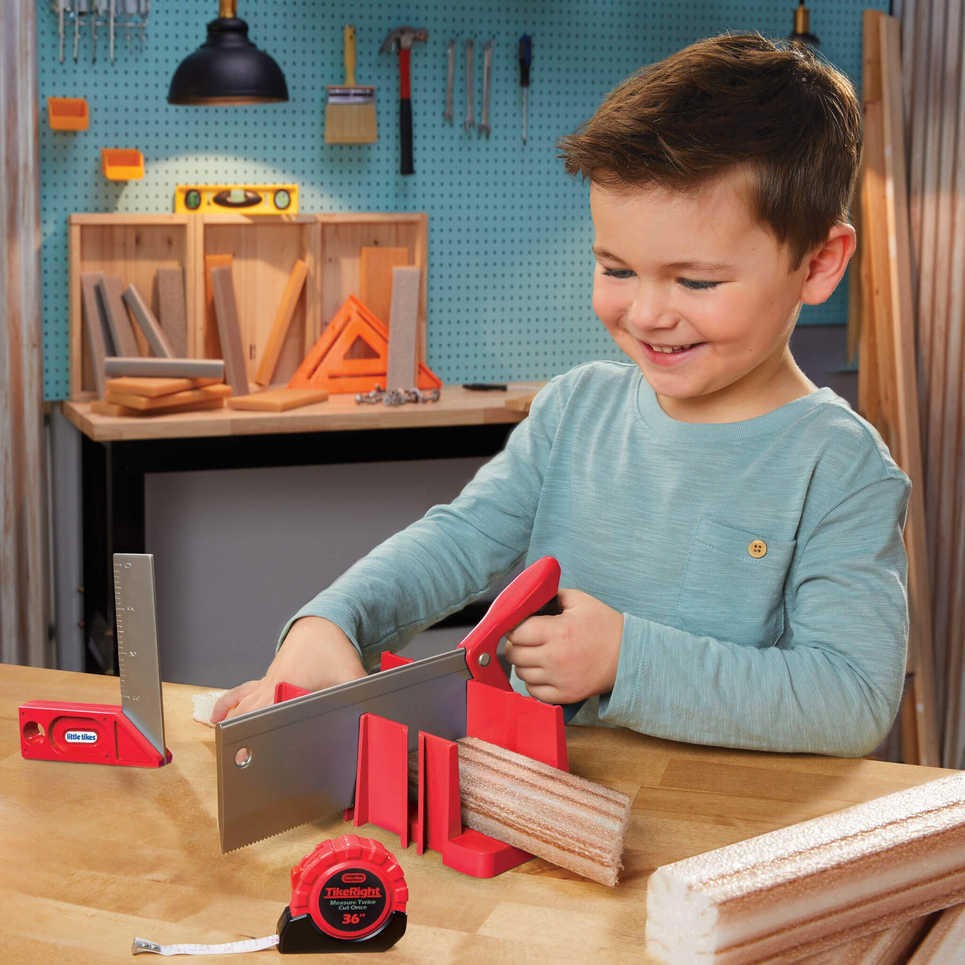 Little Tikes Creative Construction Measure and Cut Set Outlet