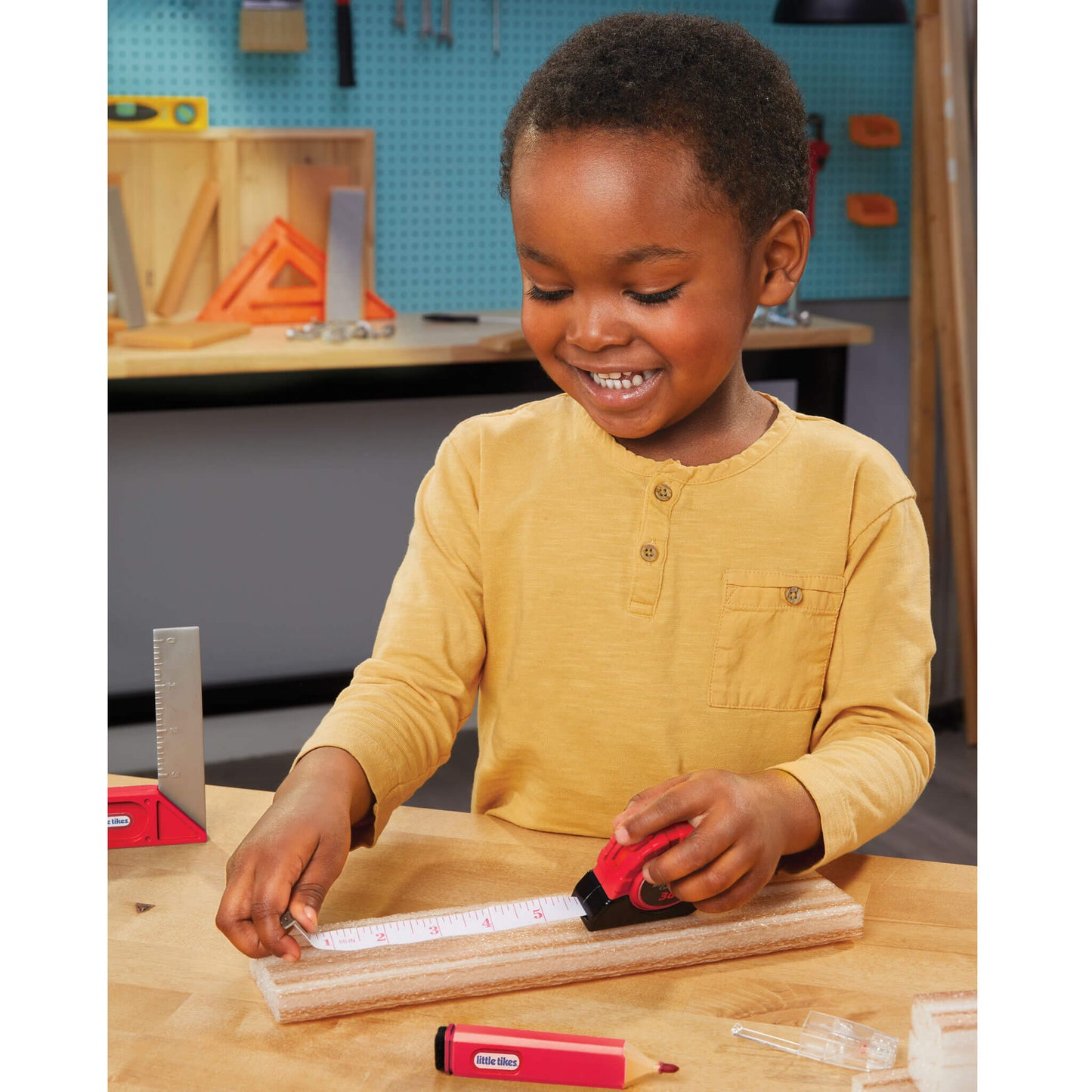 Little Tikes Creative Construction Measure and Cut Set Outlet